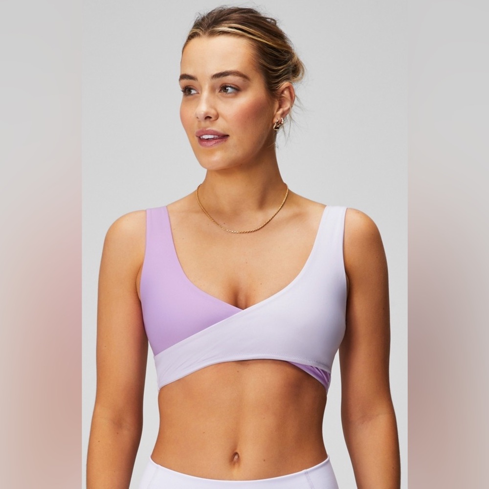 FABLETICS Light Purple Lilac Crossover Low Impact Sports Bra Size XL